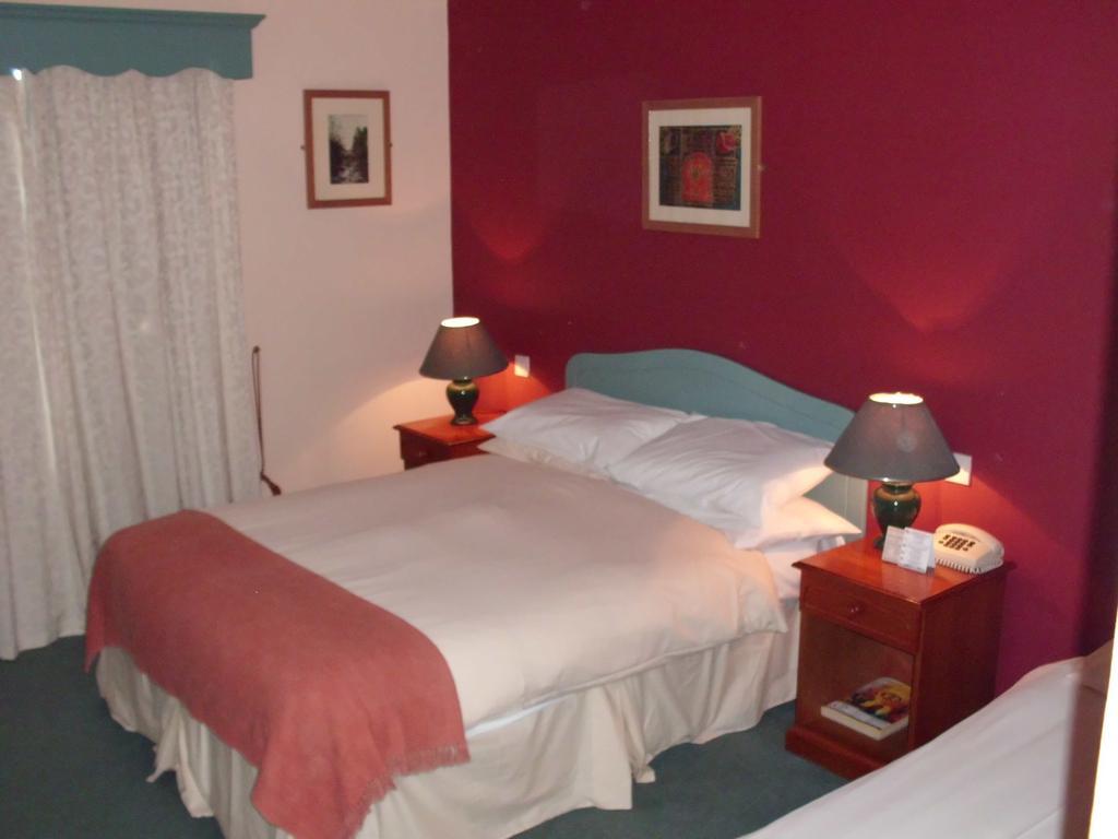 Tralee Central Hotel Habitación foto